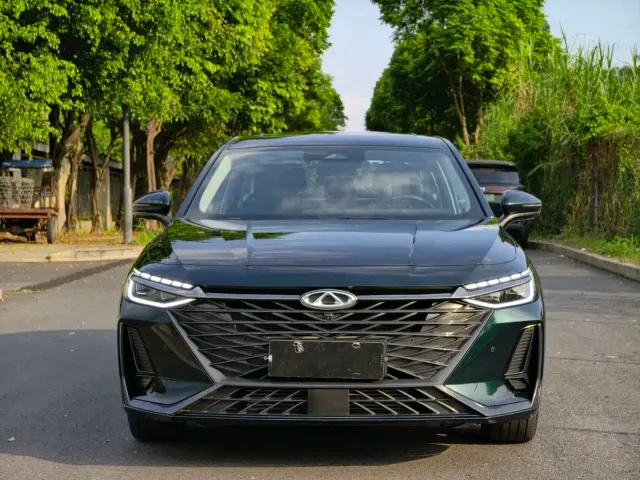 Chery Arrizo 8 — Фото автомобиля 2