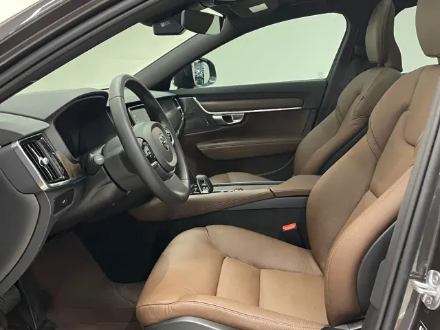 Volvo V90 — Фото автомобиля 15