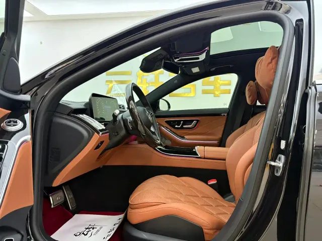 Mercedes-Benz Maybach S-Class — Фото автомобиля 11