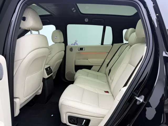 Li Auto L7 — Фото автомобиля 14