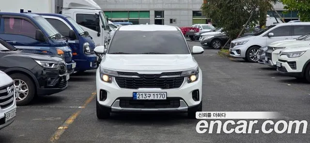 Kia Seltos — Фото автомобиля 3