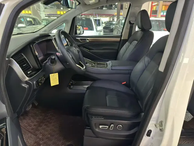 GAC Trumpchi M8 — Фото автомобиля 8