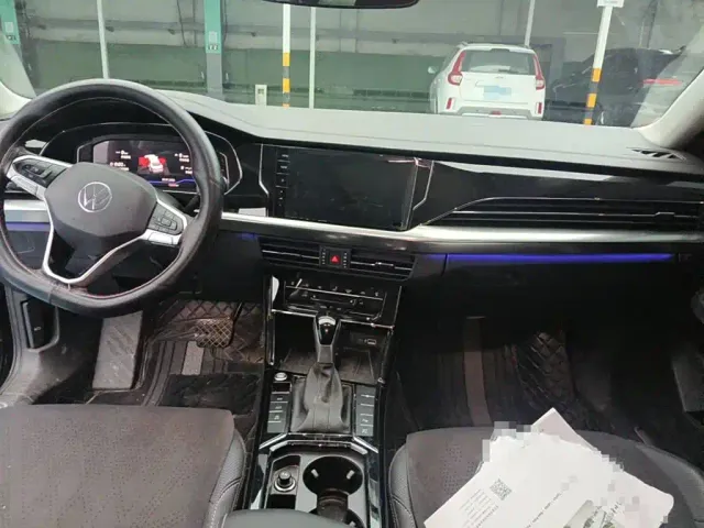 Volkswagen Passat — Фото автомобиля 11