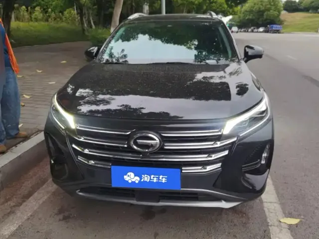 GAC Trumpchi Trumpchi GS4 2023 270T Auto Smart Tech Edition — Фото автомобиля 2