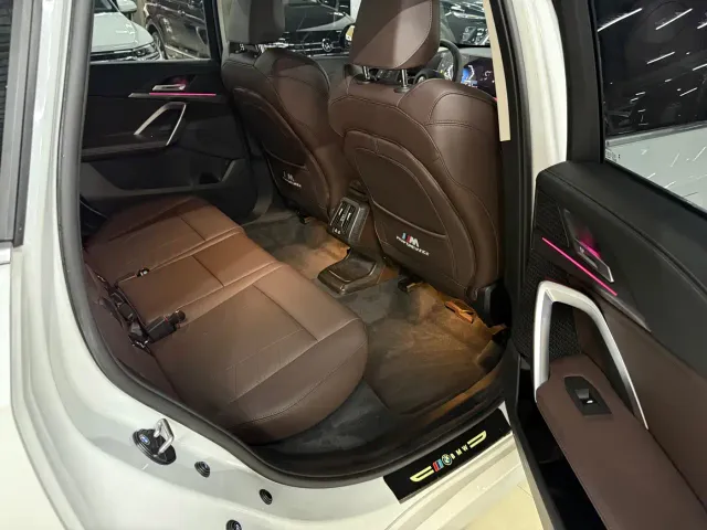 BMW X1 — Фото автомобиля 7