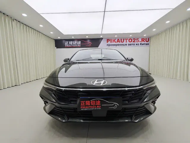 Hyundai Elantra — Фото автомобиля 2