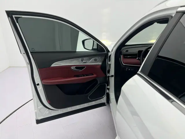 Jetour X70 Plus — Фото автомобиля 15
