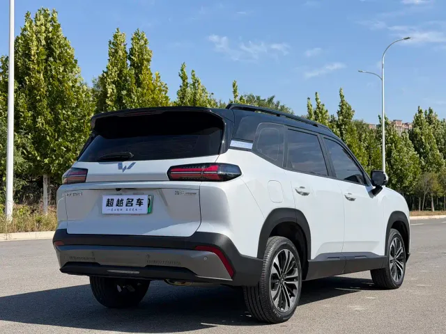 Wuling Starlight 560 — Фото автомобиля 7