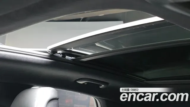 Genesis GV70 — Фото автомобиля 18