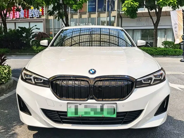 BMW i3 — Фото автомобиля 2