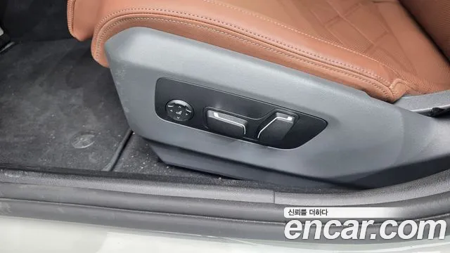 BMW i5 — Фото автомобиля 26