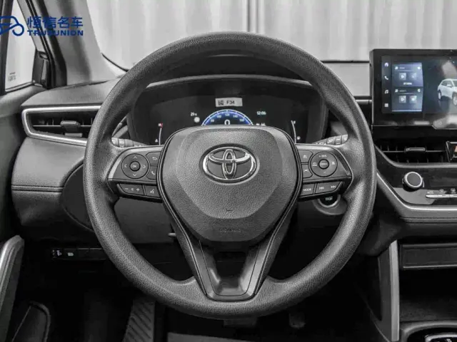 Toyota Corolla Cross — Фото автомобиля 18