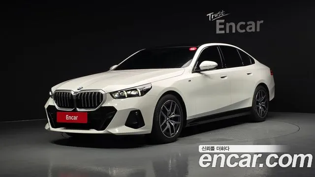 Фотография автомобиля — BMW 5 Series G60
