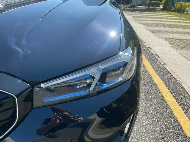 BMW i3 — Фото автомобиля 11