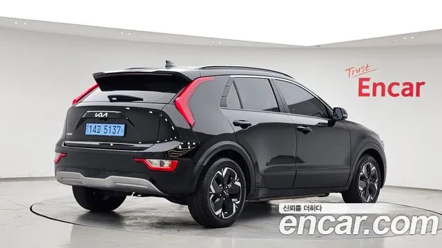 Kia Niro Niro (New) — Фото автомобиля 2