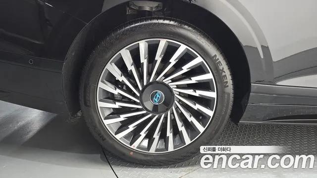 Hyundai Grandeur GN7 — Фото автомобиля 5