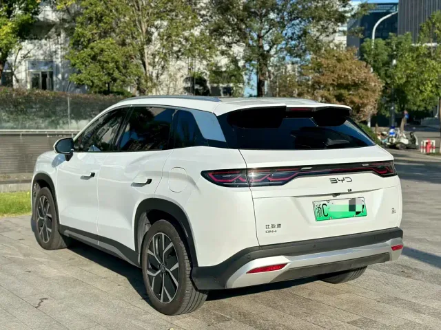 BYD Song L DM-i — Фото автомобиля 9