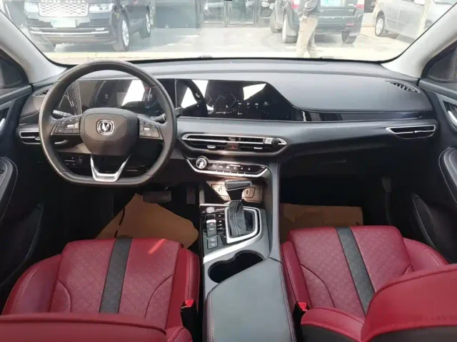 Changan Eado — Фото автомобиля 9
