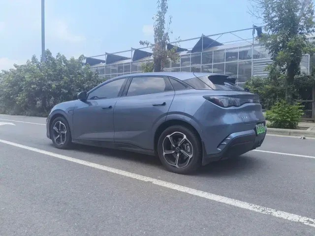 BYD Seal 06 GT — Фото автомобиля 6