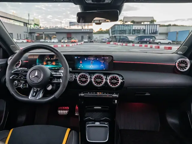 Mercedes-Benz A-Class AMG — Фото автомобиля 5