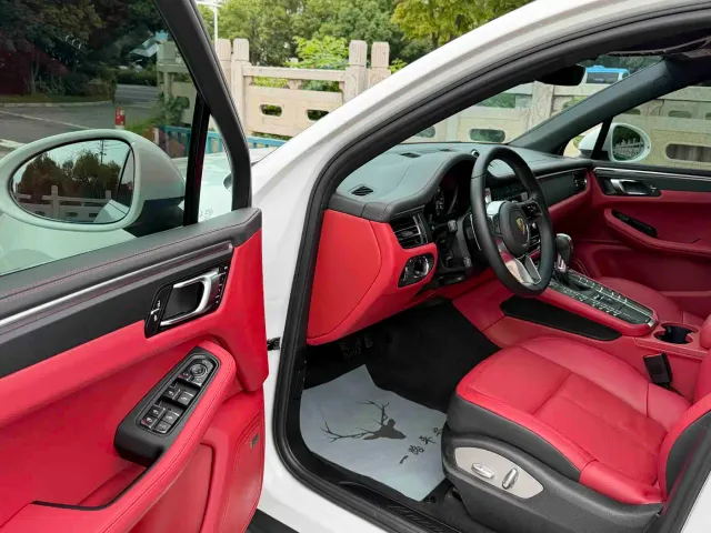 Porsche Macan — Фото автомобиля 7