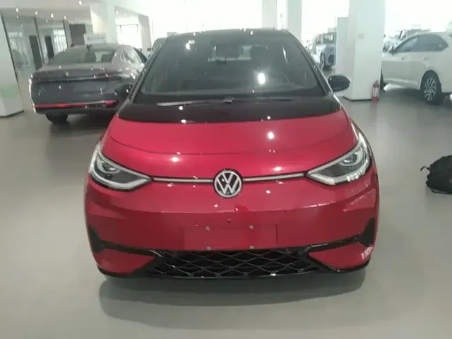 Volkswagen ID.3 — Фото автомобиля 2