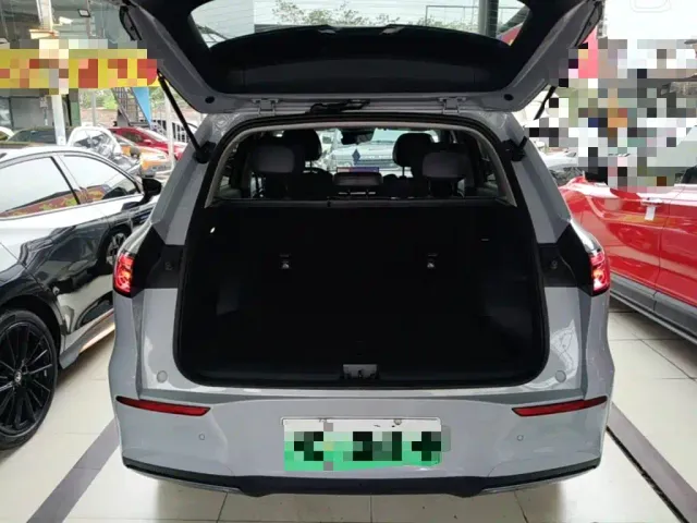 Geely Galaxy E5 — Фото автомобиля 18