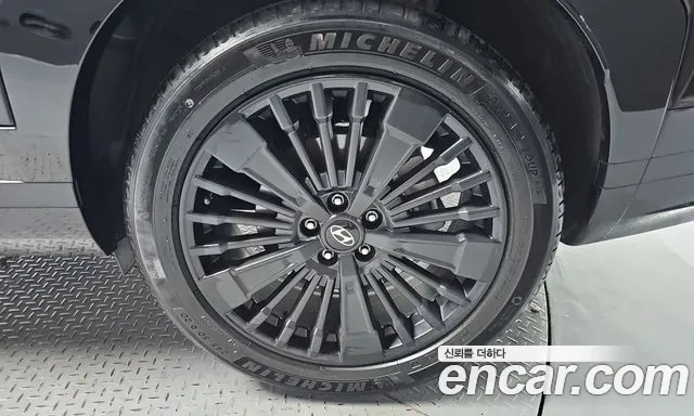 Hyundai Santa Fe MX5 — Фото автомобиля 5