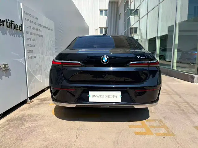 BMW 7 Series — Фото автомобиля 5