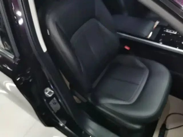 Wuling Starlight — Фото автомобиля 24