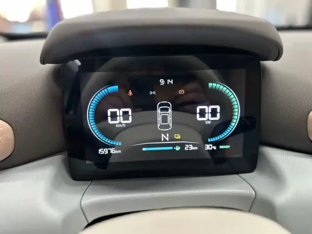 Leapmotor T03 — Фото автомобиля 5