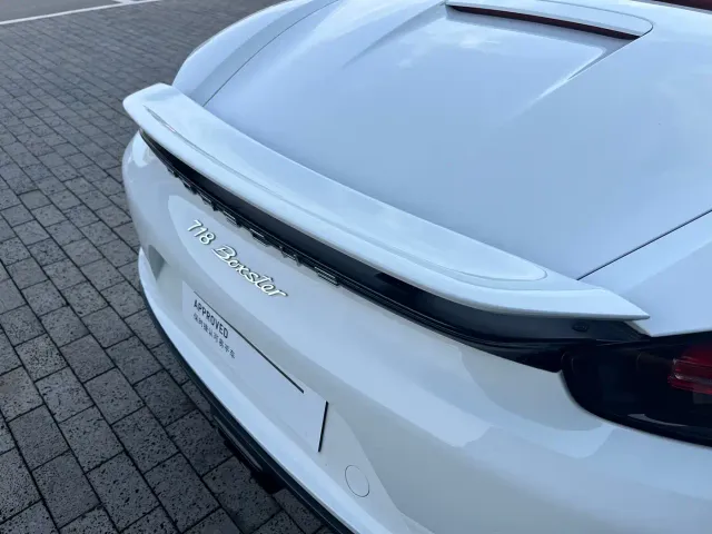 Porsche 718 — Фото автомобиля 16