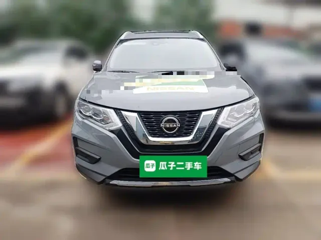 Nissan X-Trail — Фото автомобиля 4
