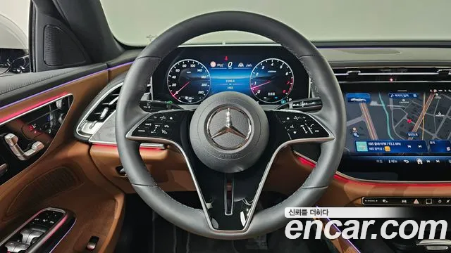 Mercedes-Benz E-Class W214 — Фото автомобиля 14