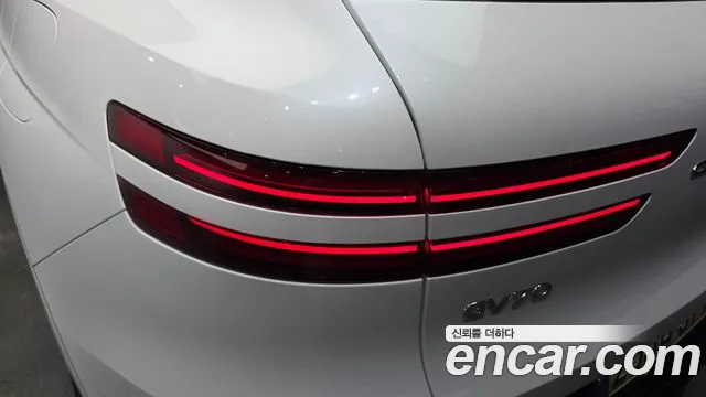 Genesis GV70 2.5T Бензин 2WD — Фото автомобиля 22