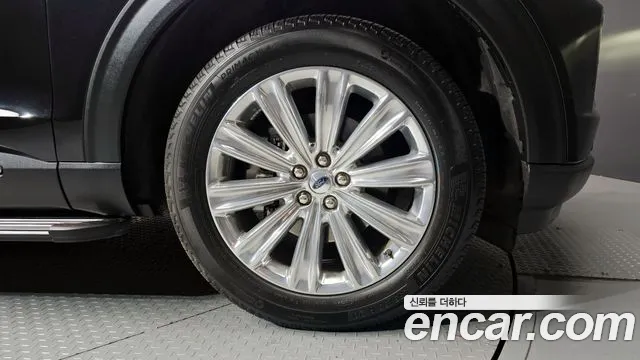 Ford Explorer Explorer 6 поколение — Фото автомобиля 5