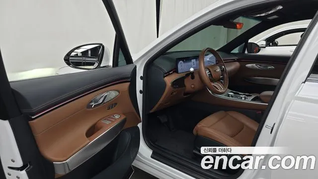 Genesis GV70 2.5T Бензин 2WD — Фото автомобиля 10