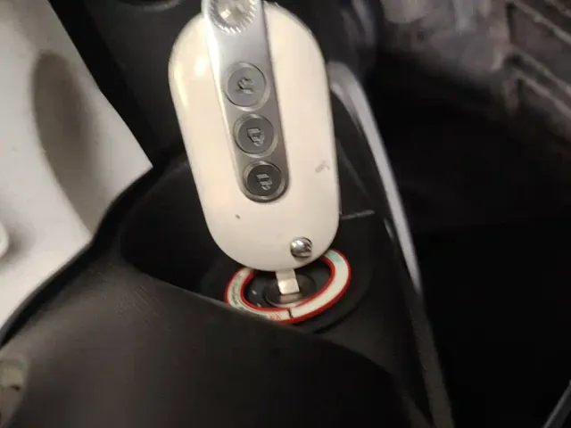 Wuling Hongguang Mini EV — Фото автомобиля 8