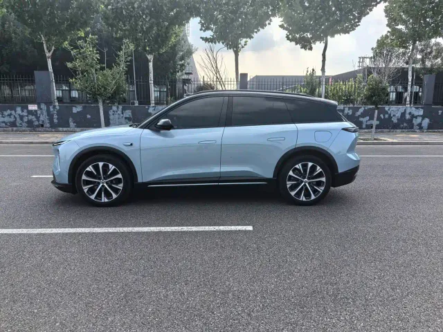 Nio ES6 — Фото автомобиля 7