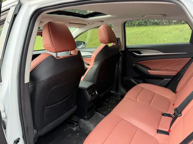 Changan Eado — Фото автомобиля 11