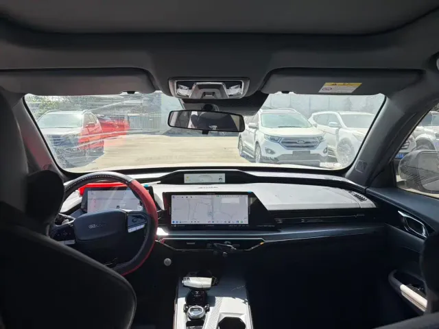 Changan Oshan Z6 EV — Фото автомобиля 5