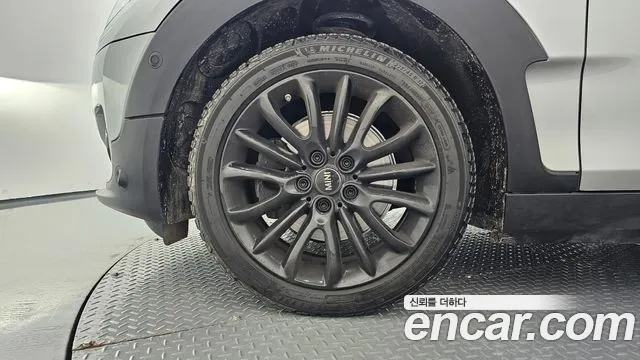 MINI Clubman — Фото автомобиля 5