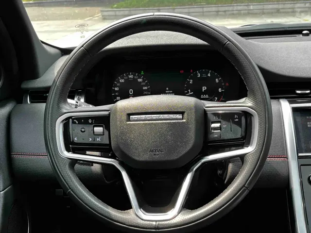 Land Rover Discovery Sport — Фото автомобиля 13
