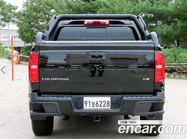 Chevrolet Colorado — Фото автомобиля 4