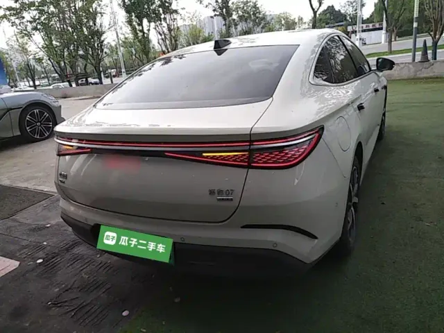 BYD Seal 07 DM-i 2026 DM-i 1.5T 230km Flagship — Фото автомобиля 5