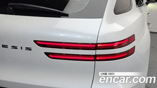 Genesis GV70 2.5T Бензин 2WD — Фото автомобиля 19