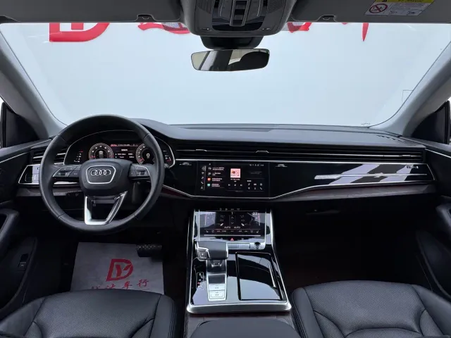 Audi Q8 — Фото автомобиля 15