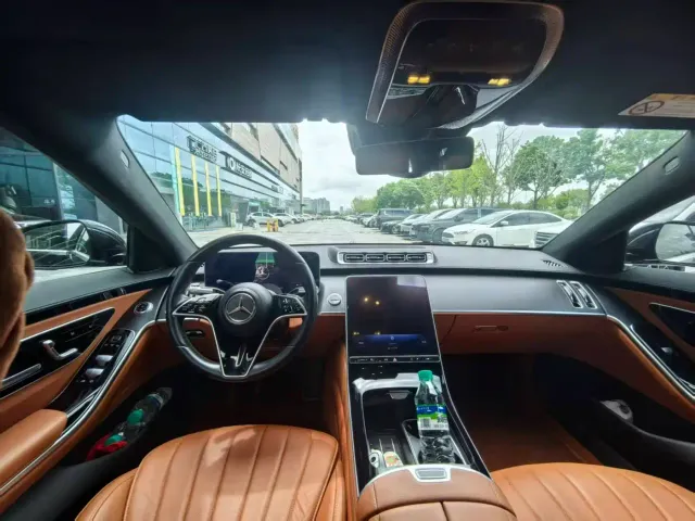 Mercedes-Benz S-Class — Фото автомобиля 6