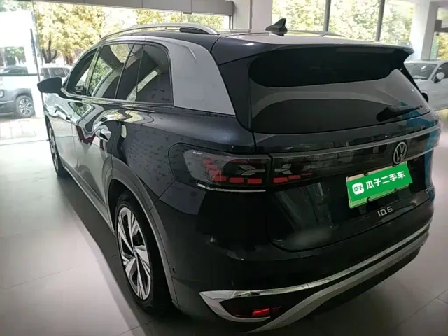 Volkswagen ID.6 Crozz — Фото автомобиля 4