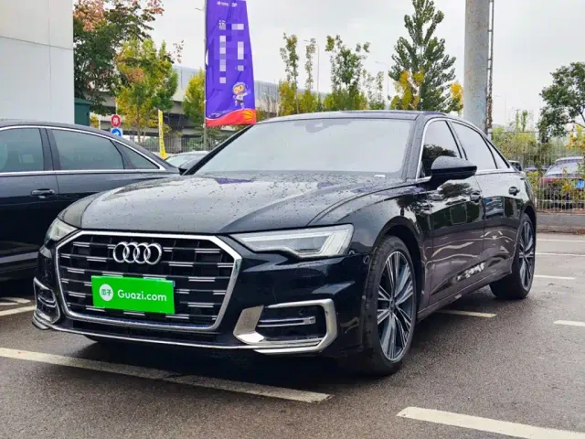 Фотография автомобиля — Audi A6L
